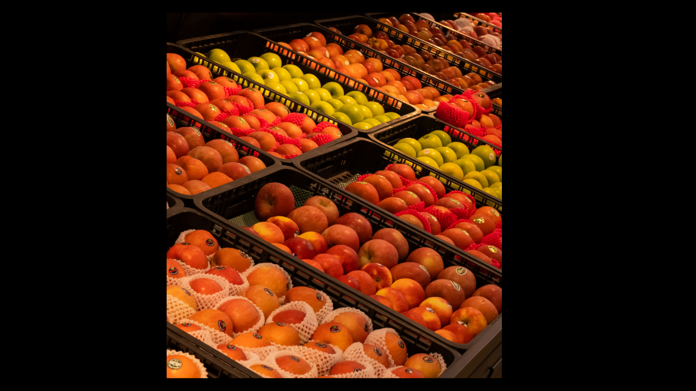 Exhibición de frutas Pure Harvest en punto de venta